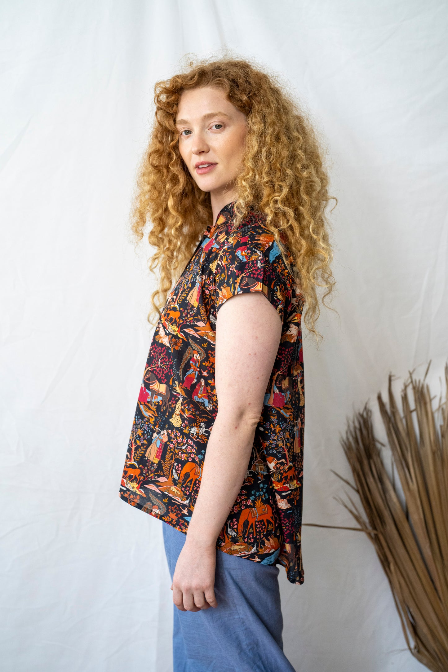 חולצת טוני מהאגדות Back In Stock