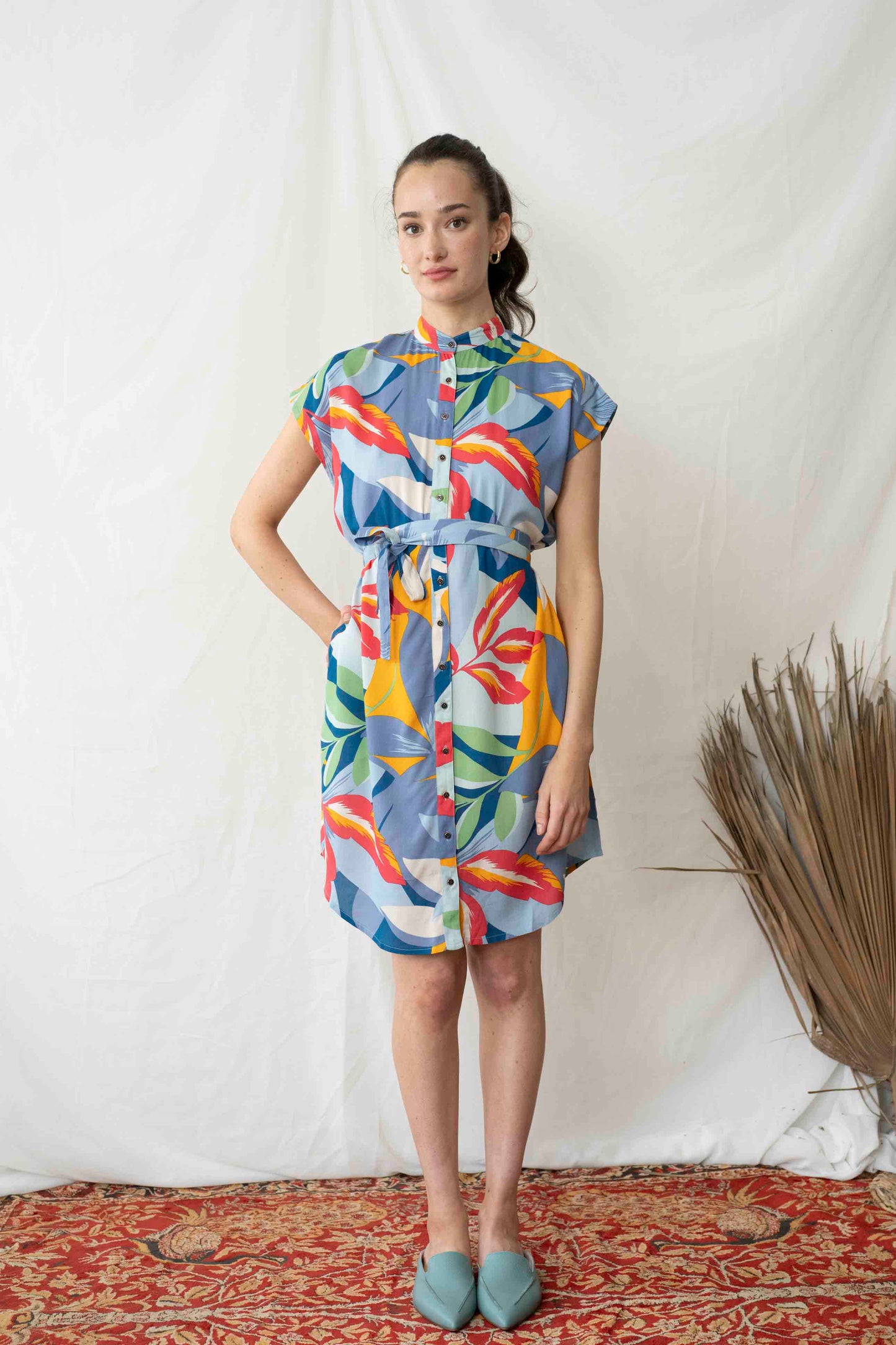 שמלת מידי אוברסייז בלומינג