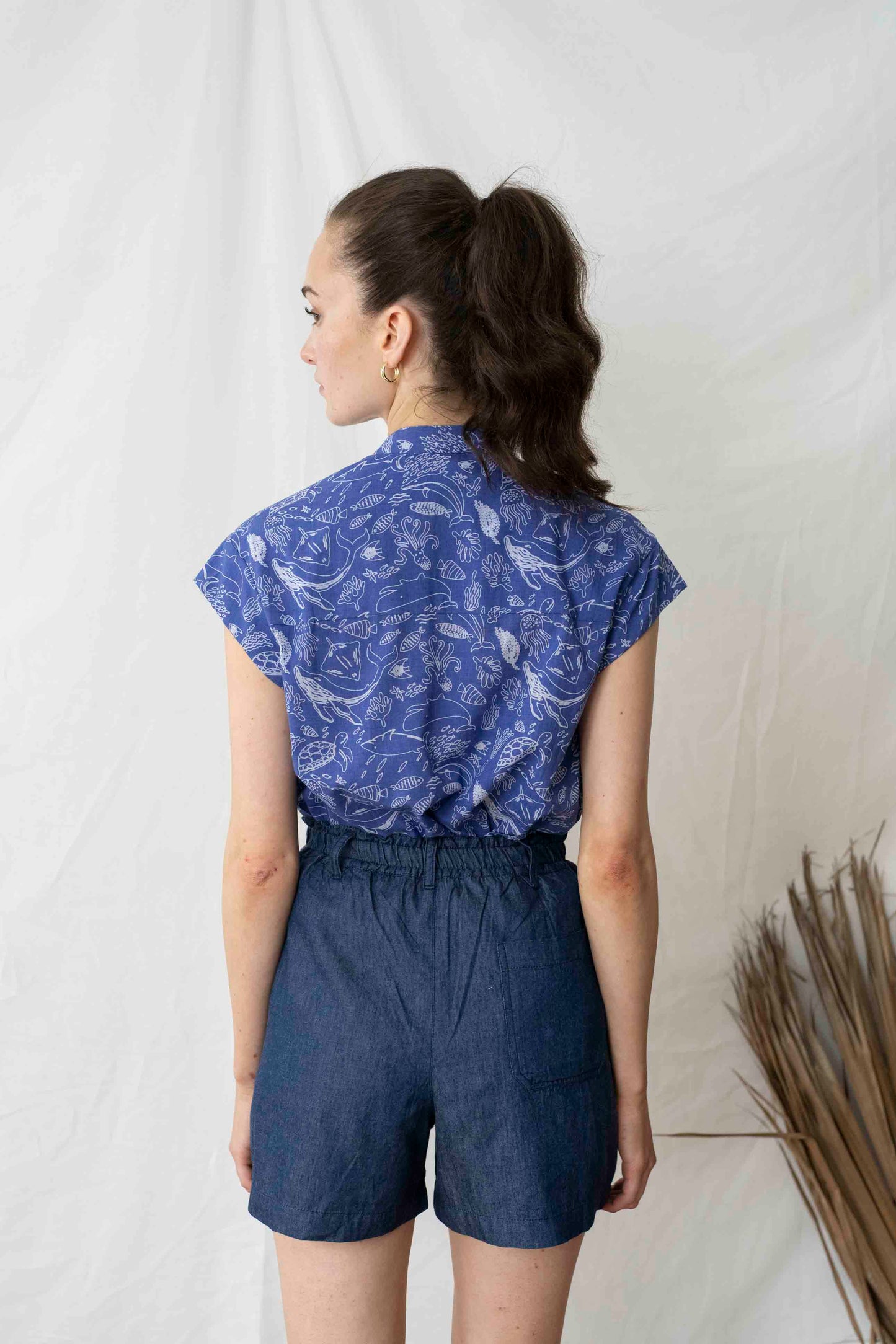 חולצת טוני מצולות הים Back In Stock