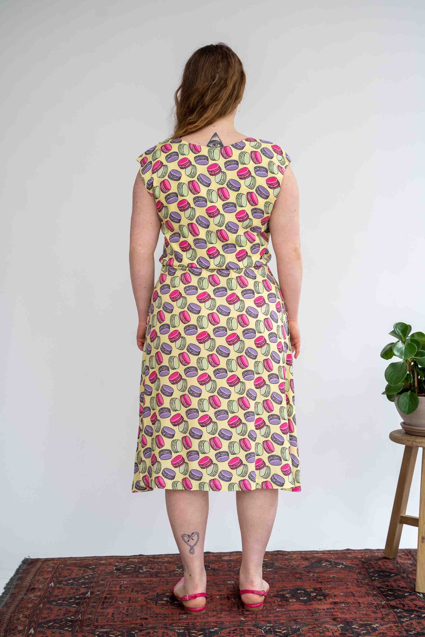 שמלת אווה אמילי בפריז