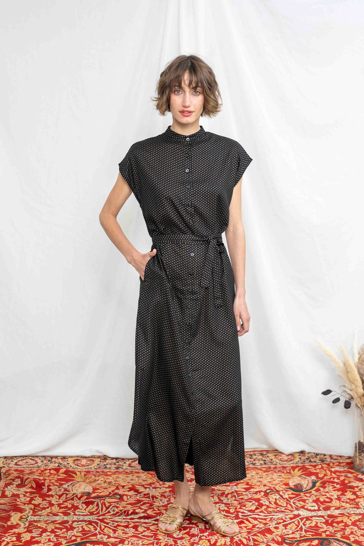 שמלת מקסי אוברסייז נקודות זהב