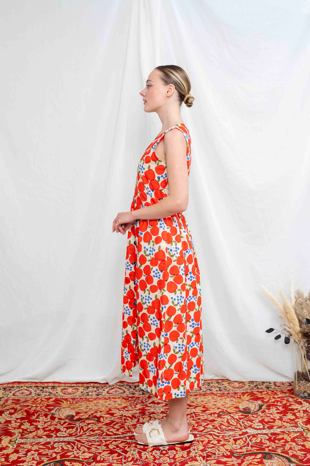 שמלת יולי תפוחים ותמרים