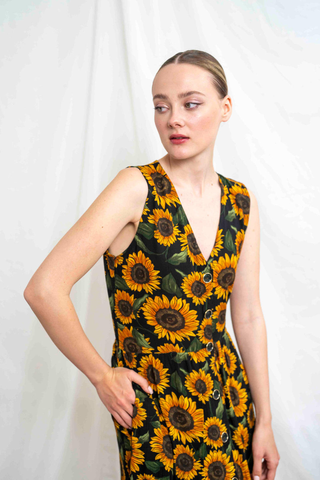 שמלת יולי חמניות או לא להיות