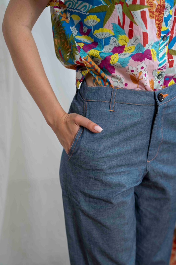 מכנסי סופי ג׳ינס לייק