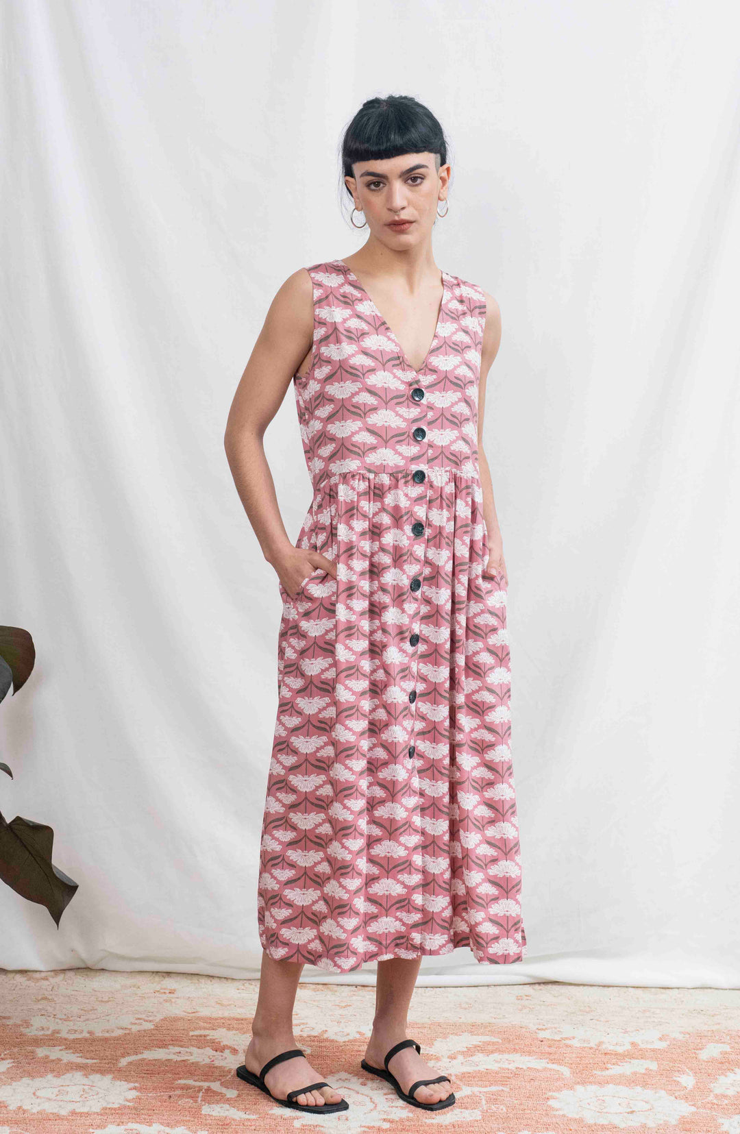 שמלת יולי ורוד עתיק