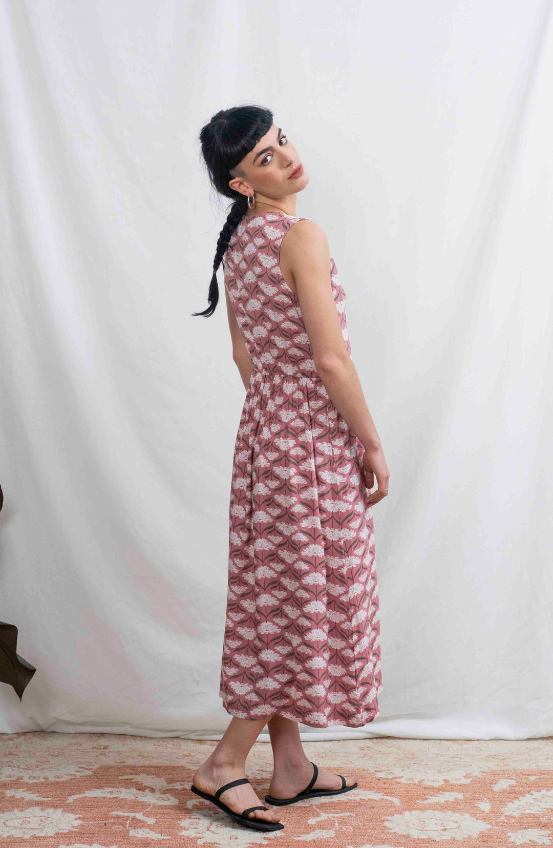 שמלת יולי ורוד עתיק