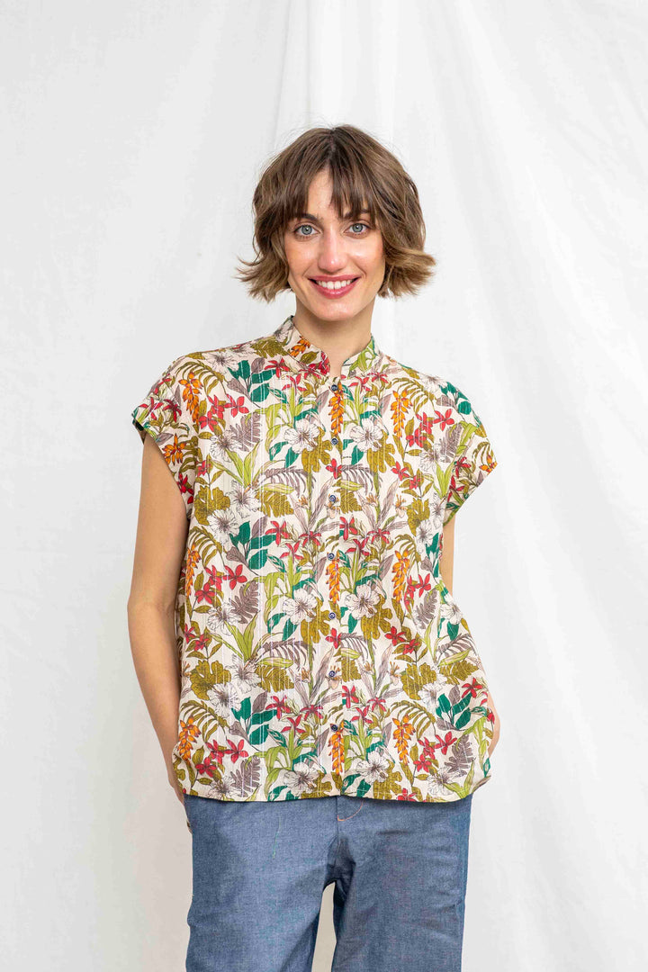 חולצת טוני פרחים ופסי כסף