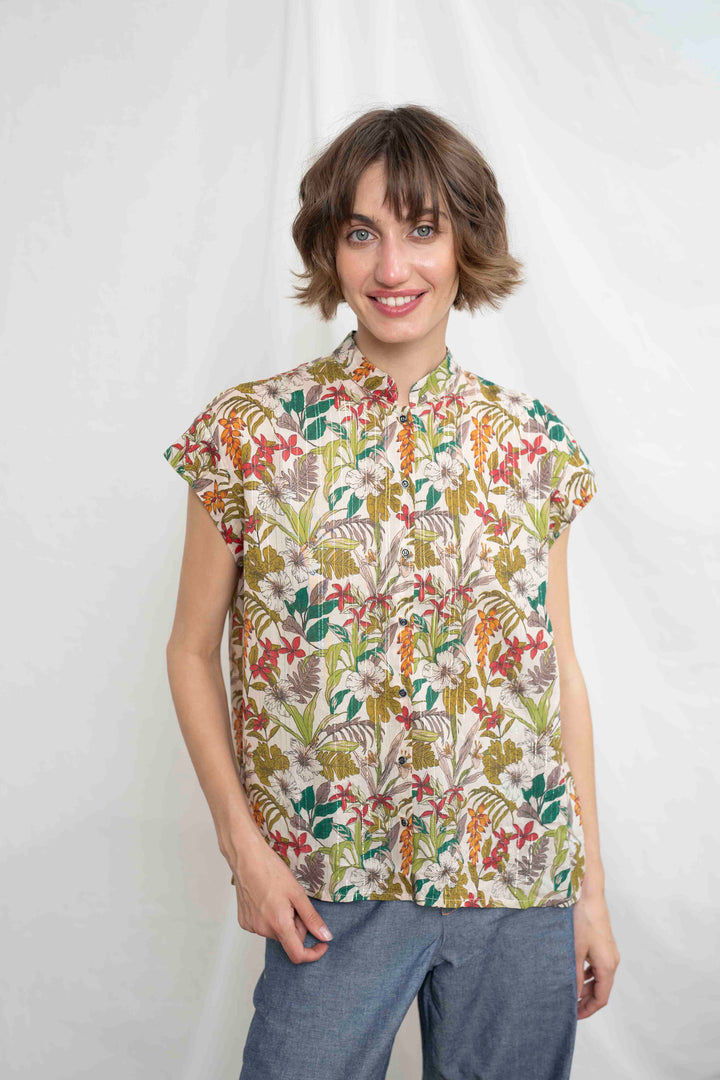 חולצת טוני פרחים ופסי כסף