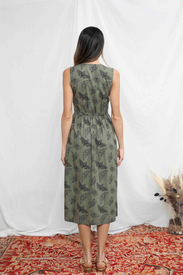 שמלת יולי מיסטית