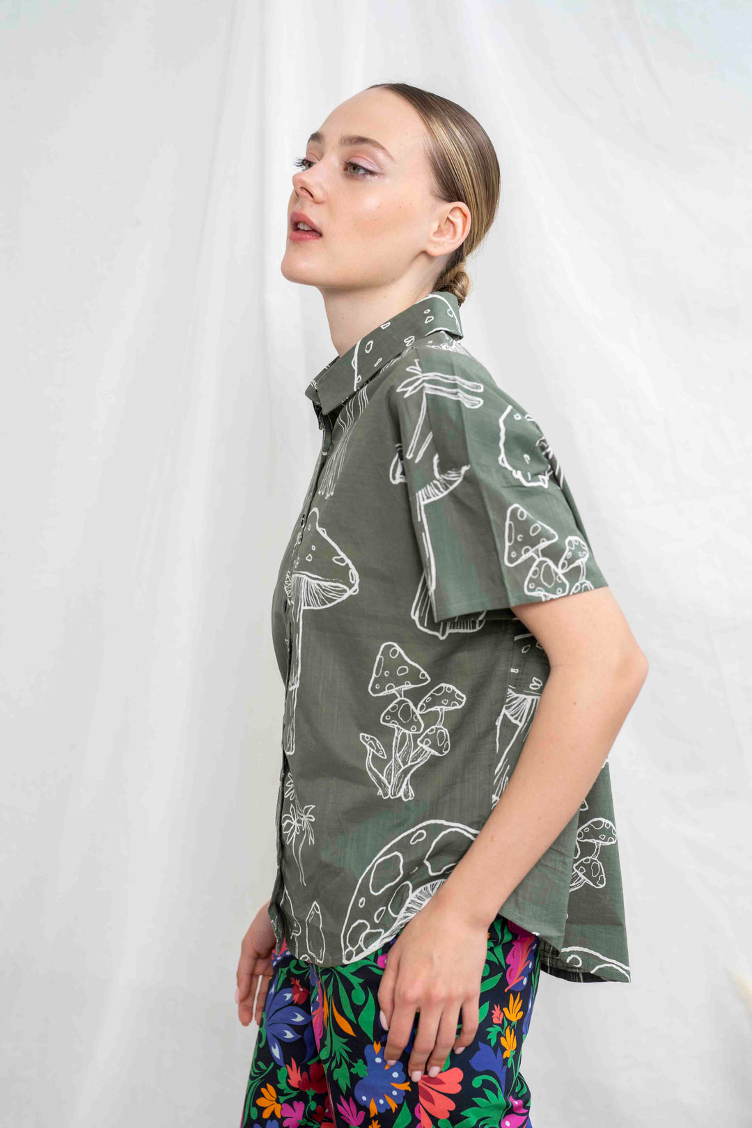 חולצת רון פטריות אחרי הגשם