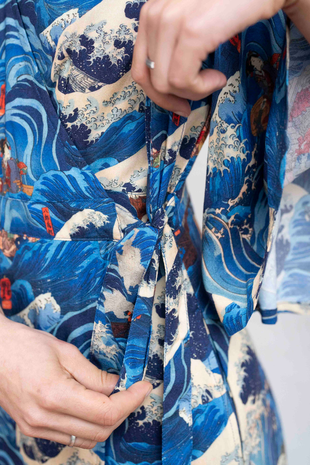 שמלת קימונו מקסי גלים יפן