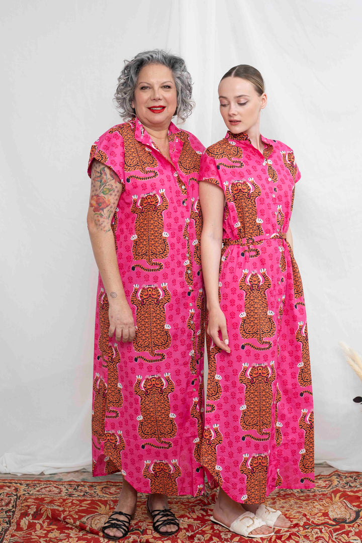 שמלת מקסי אוברסייז נמרים מהמזרח