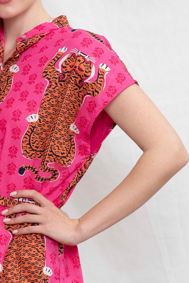 שמלת מקסי אוברסייז נמרים מהמזרח