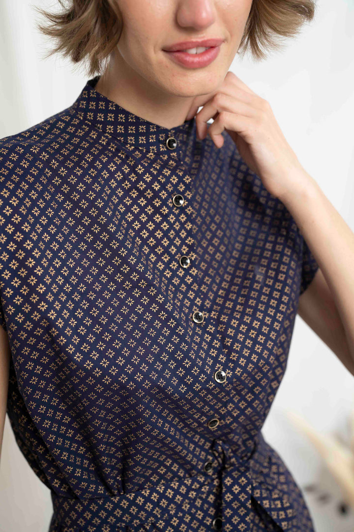 שמלת מקסי אוברסייז ניצוצות בזהב