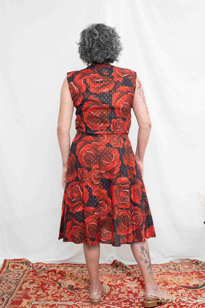 שמלת פיפטיז שושנים לוהטות