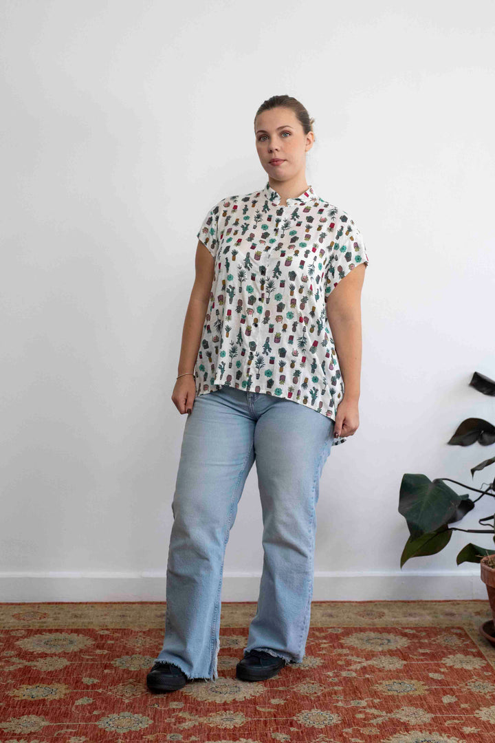 חולצת טוני סוקולנטים