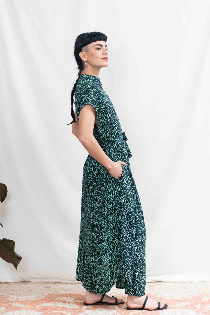 שמלת מקסי אוברסייז מנומר ירוק