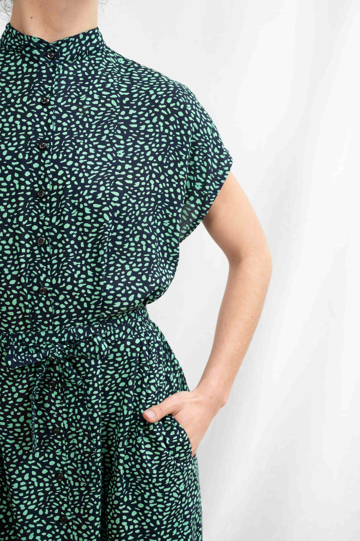 שמלת מקסי אוברסייז מנומר ירוק