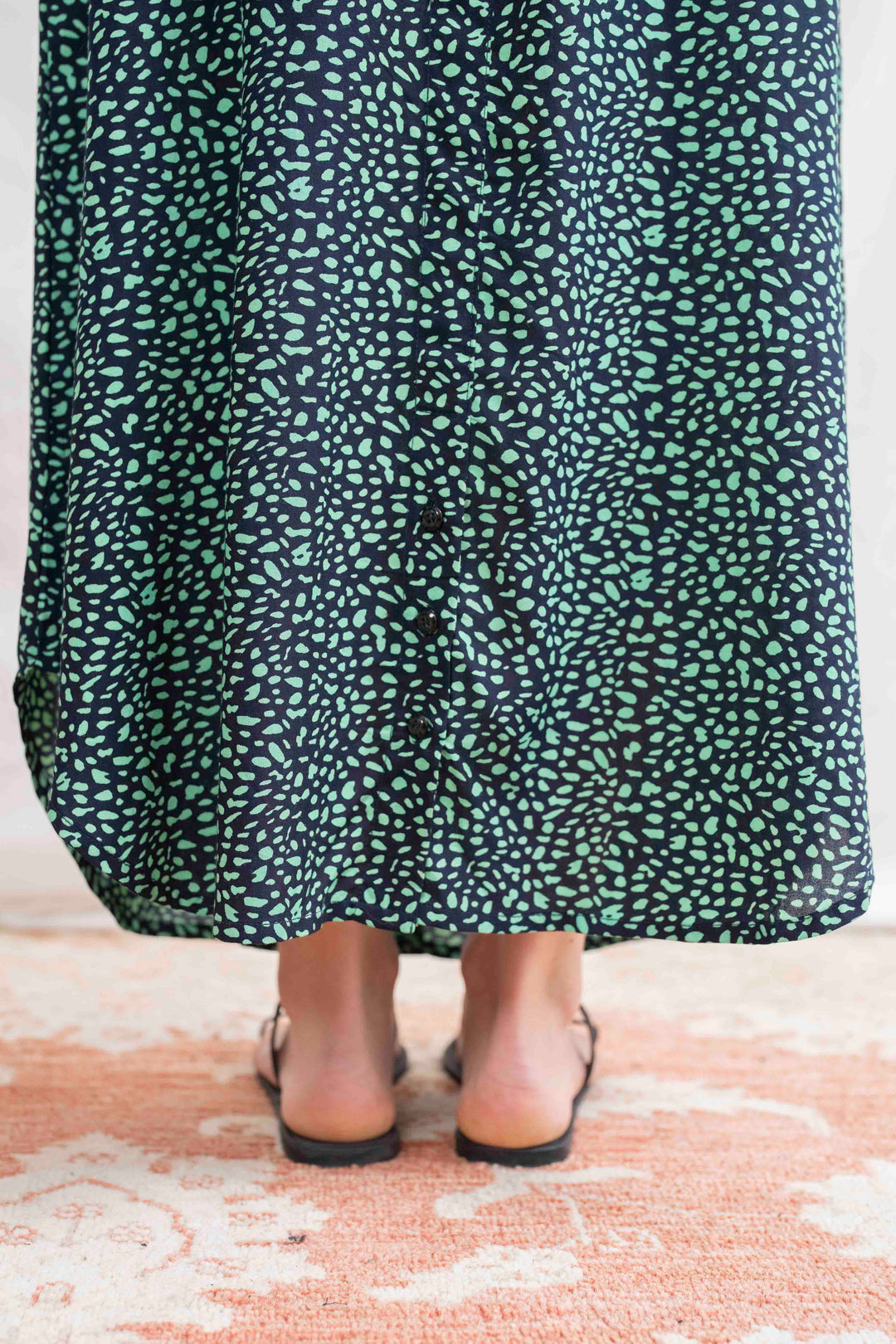 שמלת מקסי אוברסייז מנומר ירוק