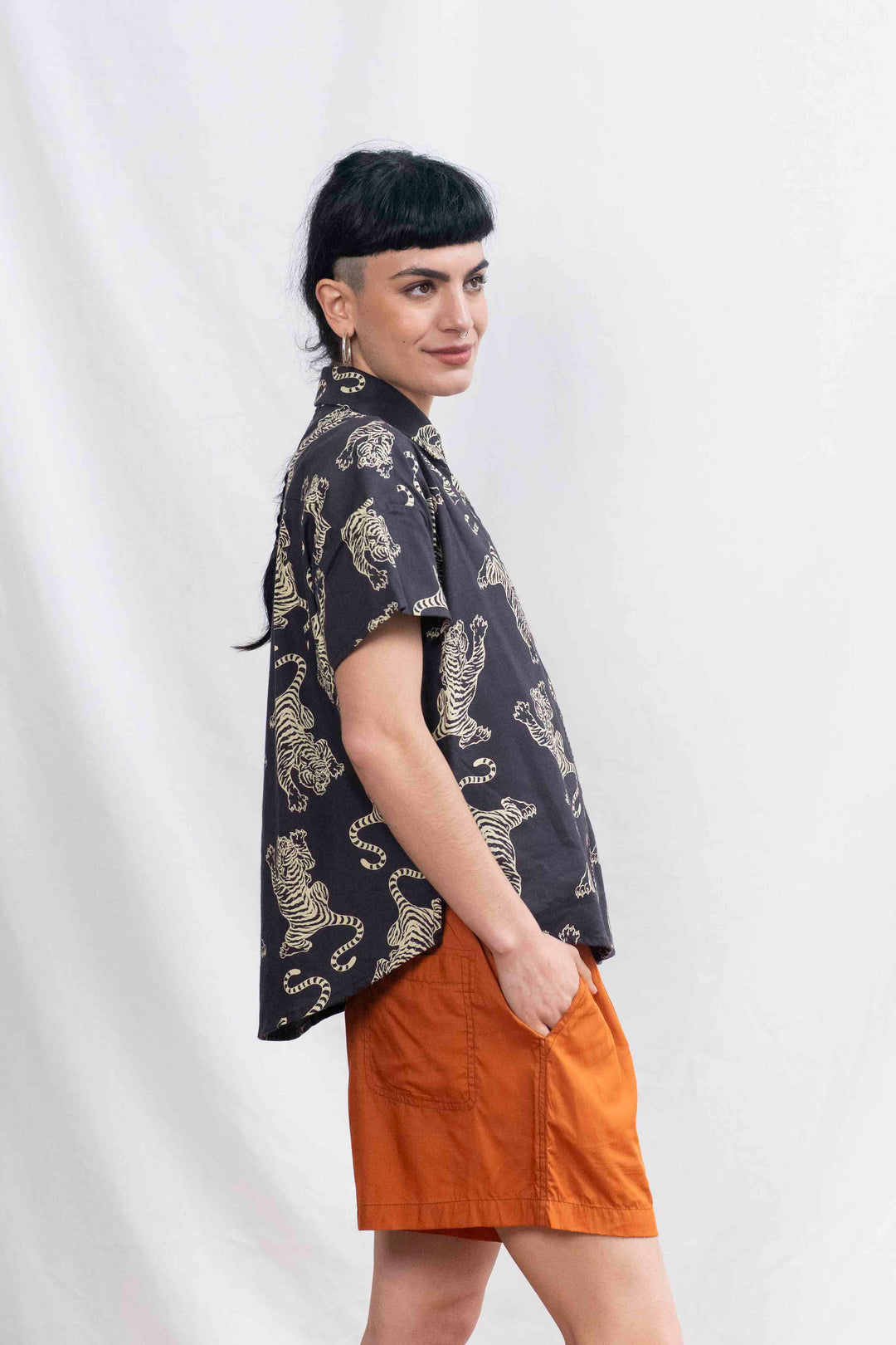 חולצת רון הטיגריס השואג