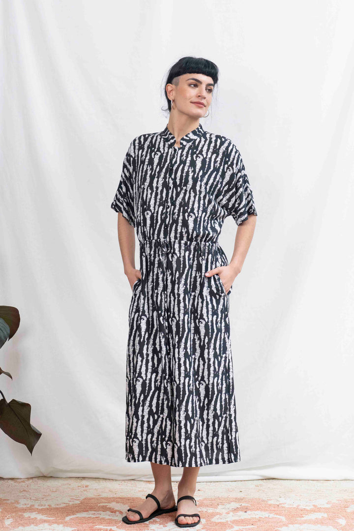 אוברול גל יפו בלילות