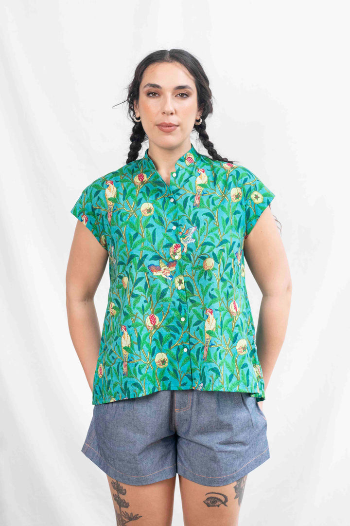 חולצת טוני ציפורים בטורקיז