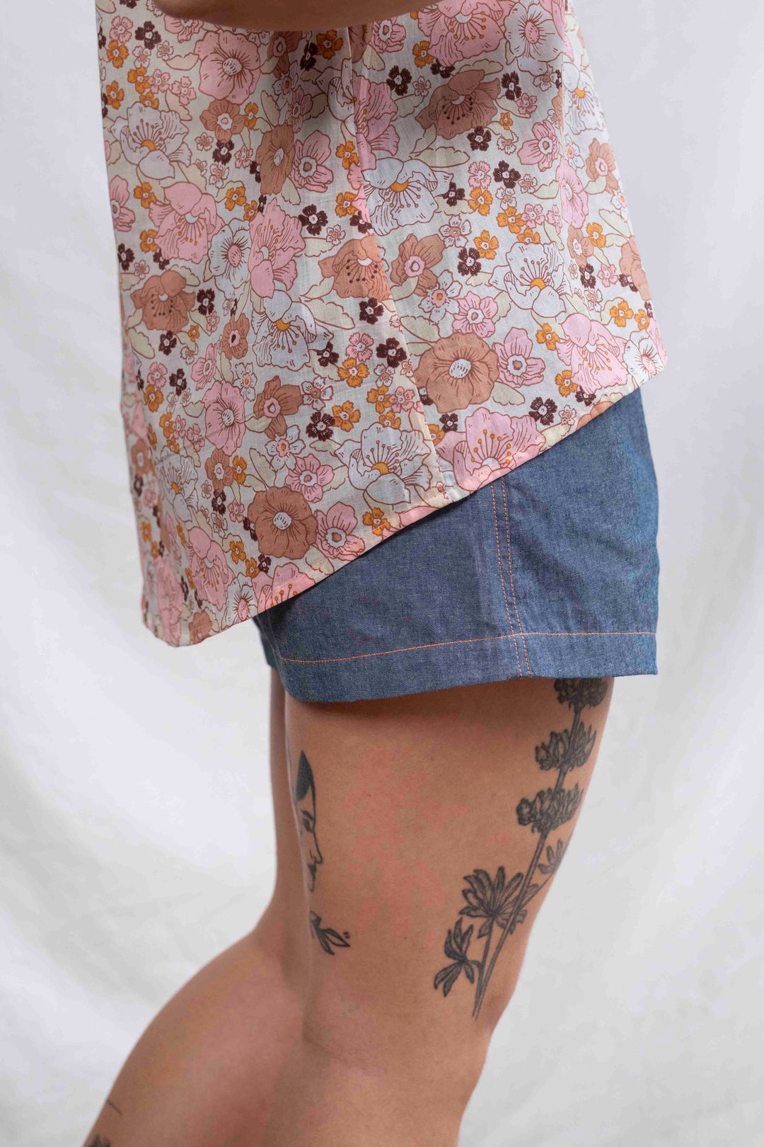 חולצת טוני פרחי וינטג׳