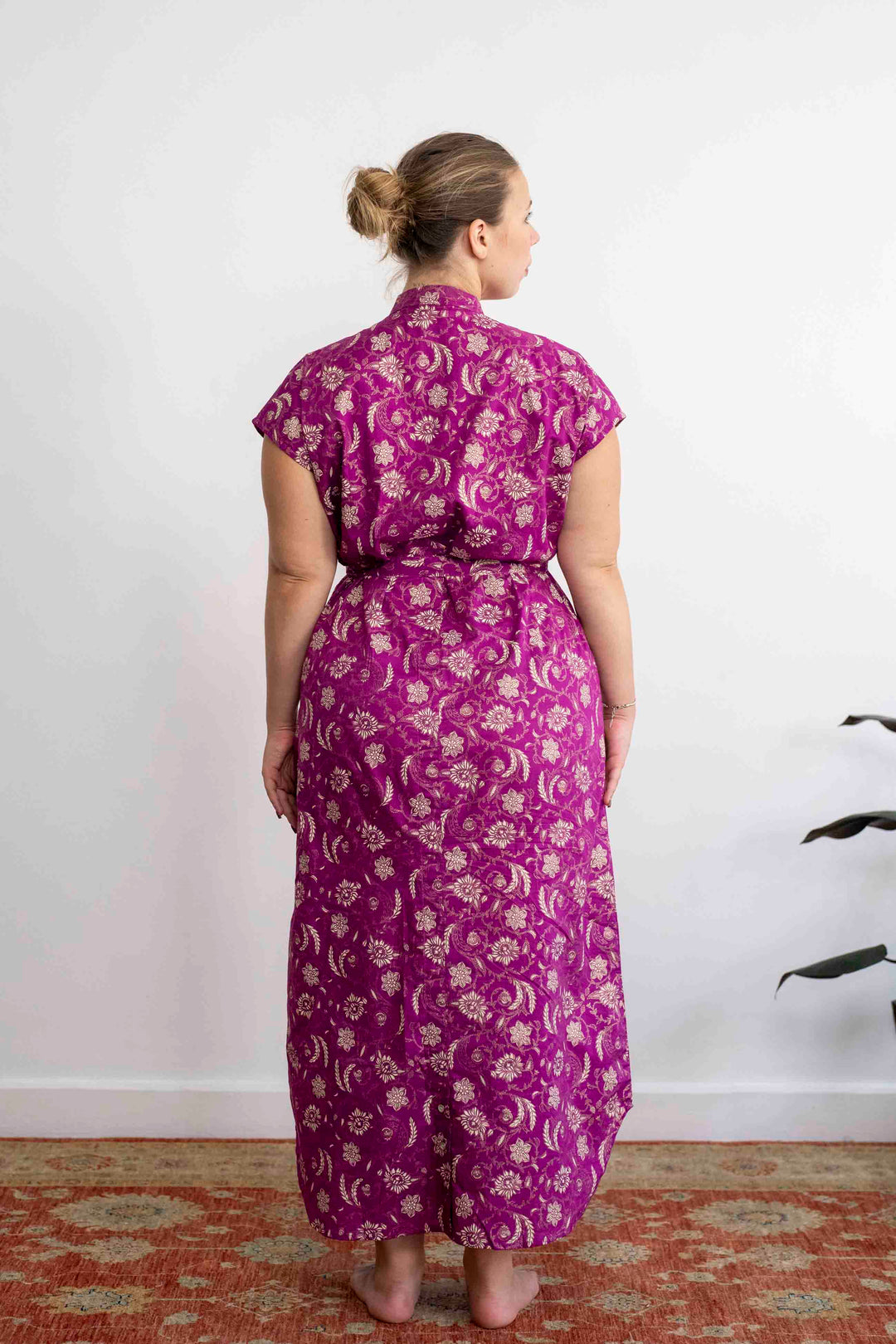 שמלת מקסי אוברסייז סגולה