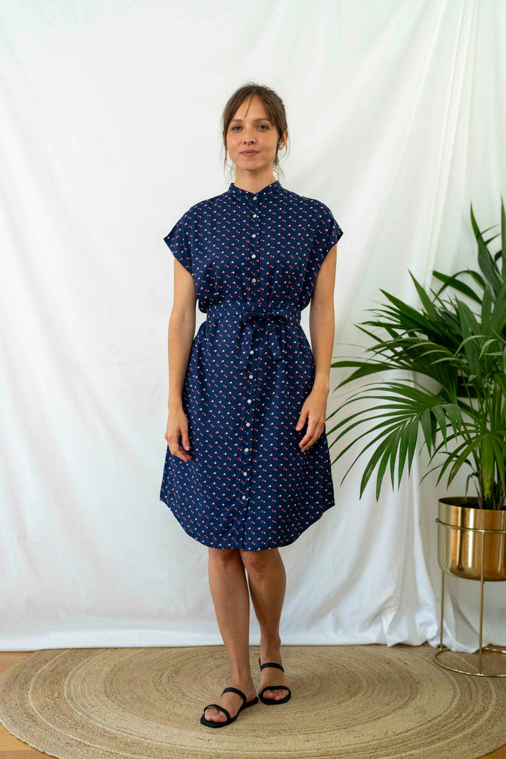 שמלת מידי אוברסייז יאיו קוסמה דוטס