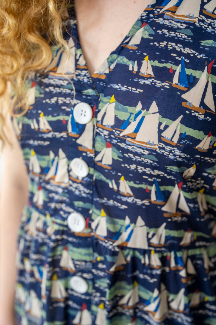 שמלת יולי סירות מפרש