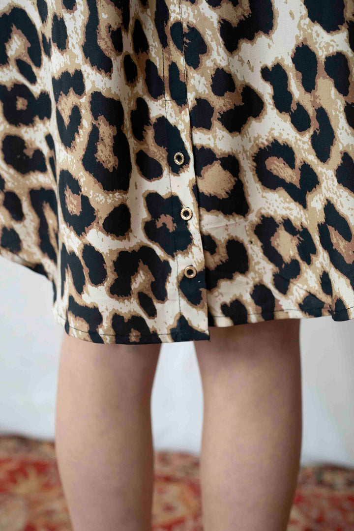 שמלת מידי אוברסייז לביאה