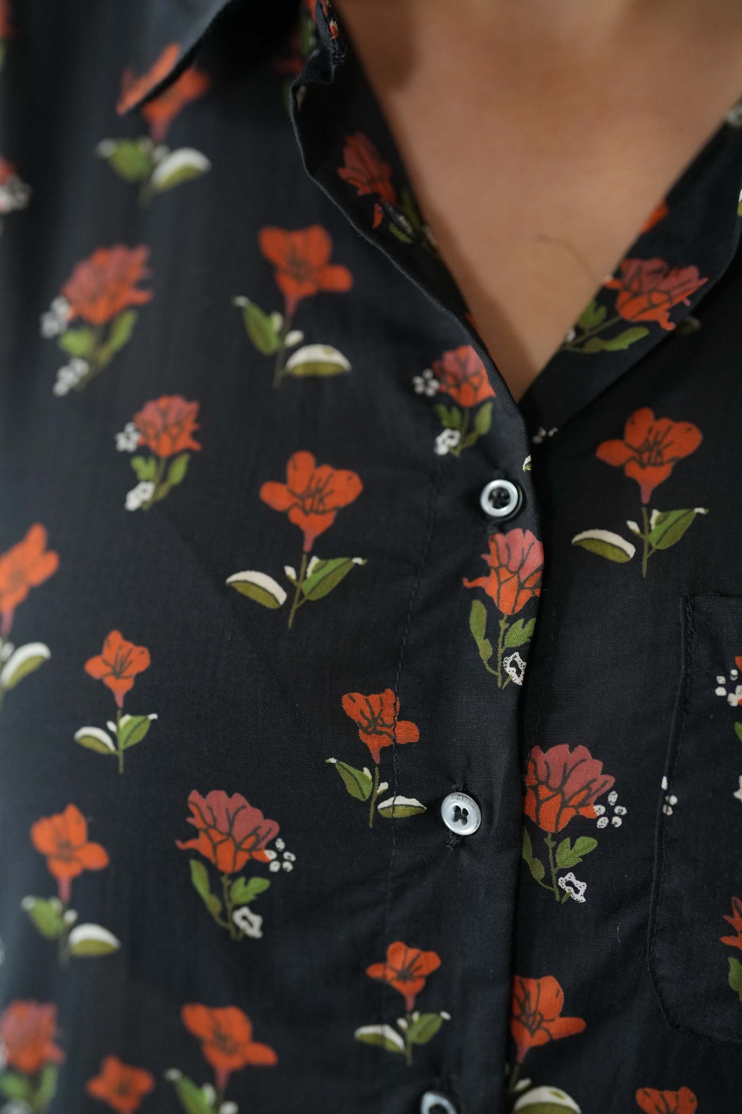 חולצת דריה פרחי סתיו