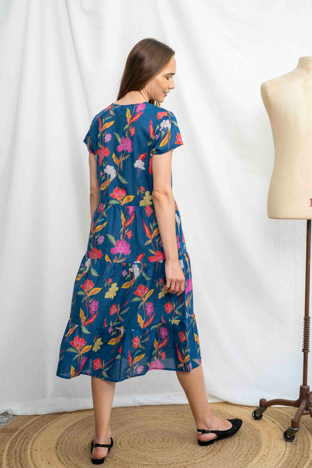 שמלת קומות פרחים רומנטית