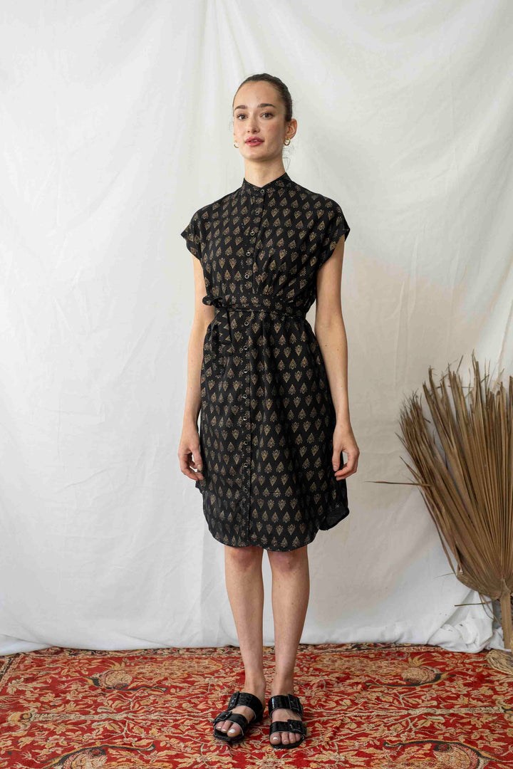 שמלת מידי אוברסייז זהב שחור Back In Stock