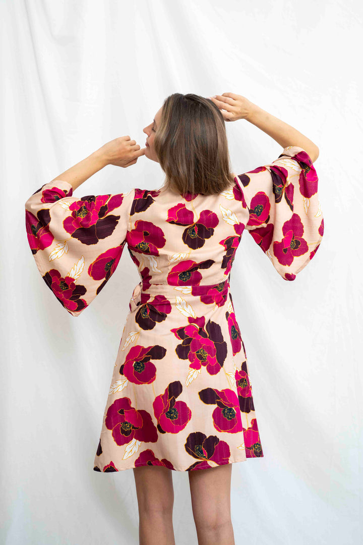 שמלת קימונו מיני הכי רומנטית Back In Stock