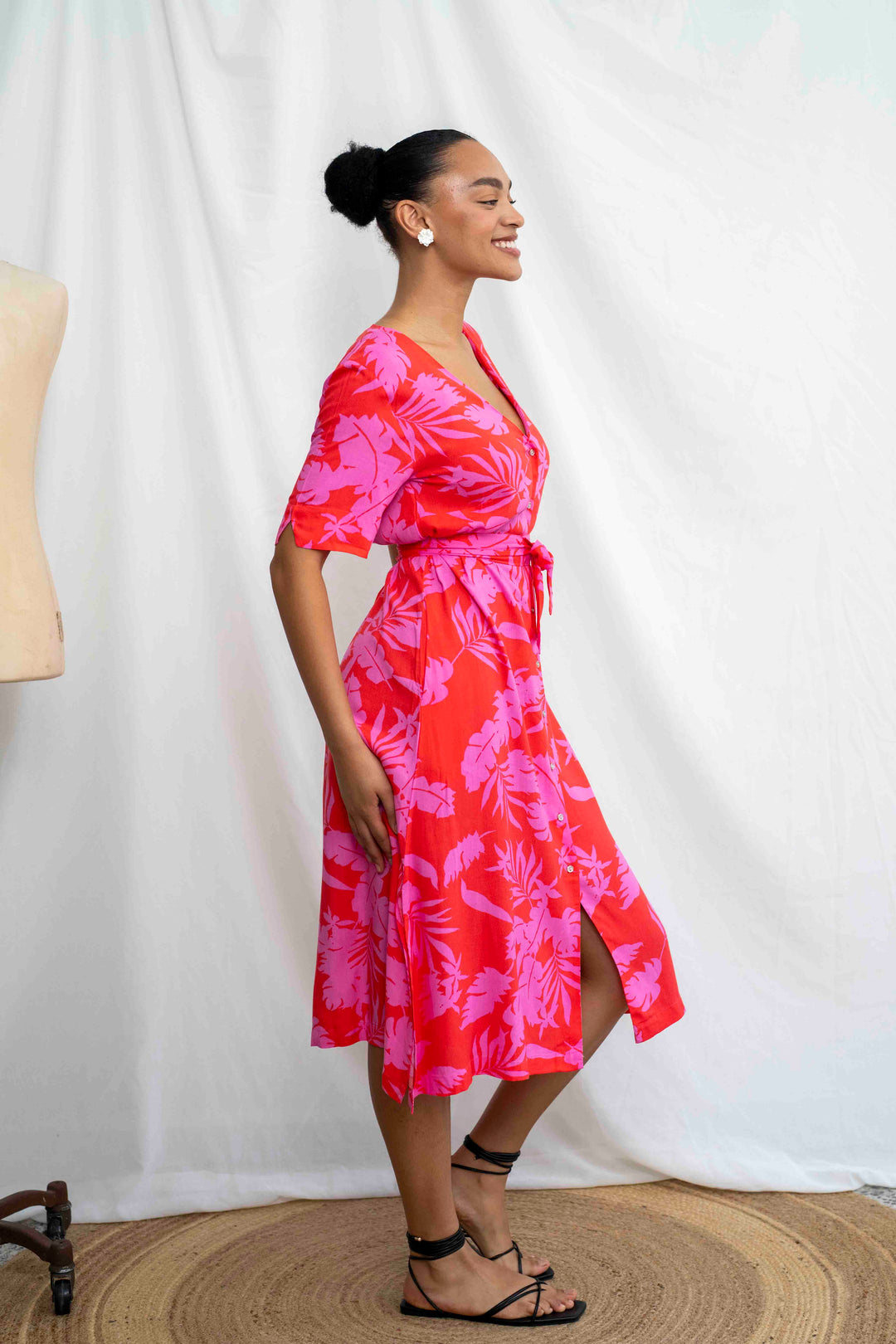 שמלת מיכאלה סילואט לוהט