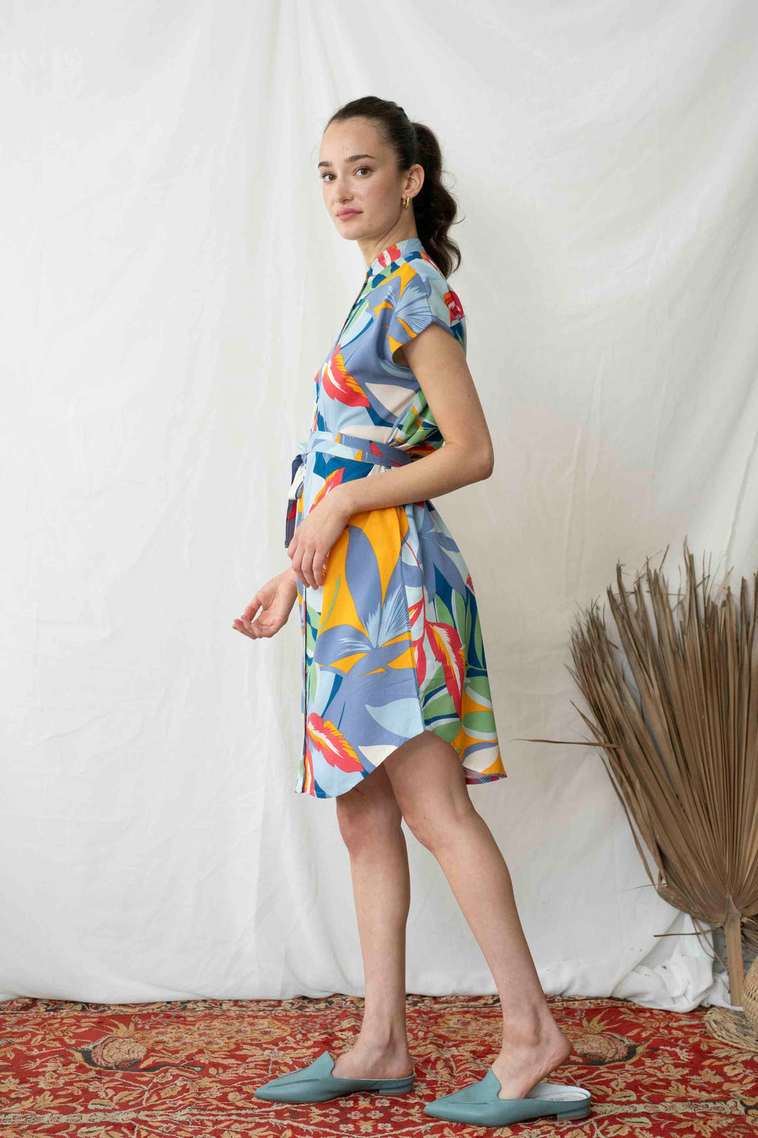 שמלת מידי אוברסייז בלומינג