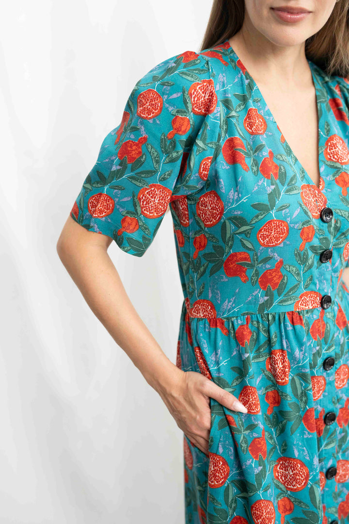 שמלת יולי שרוול רימון מוסיף המון