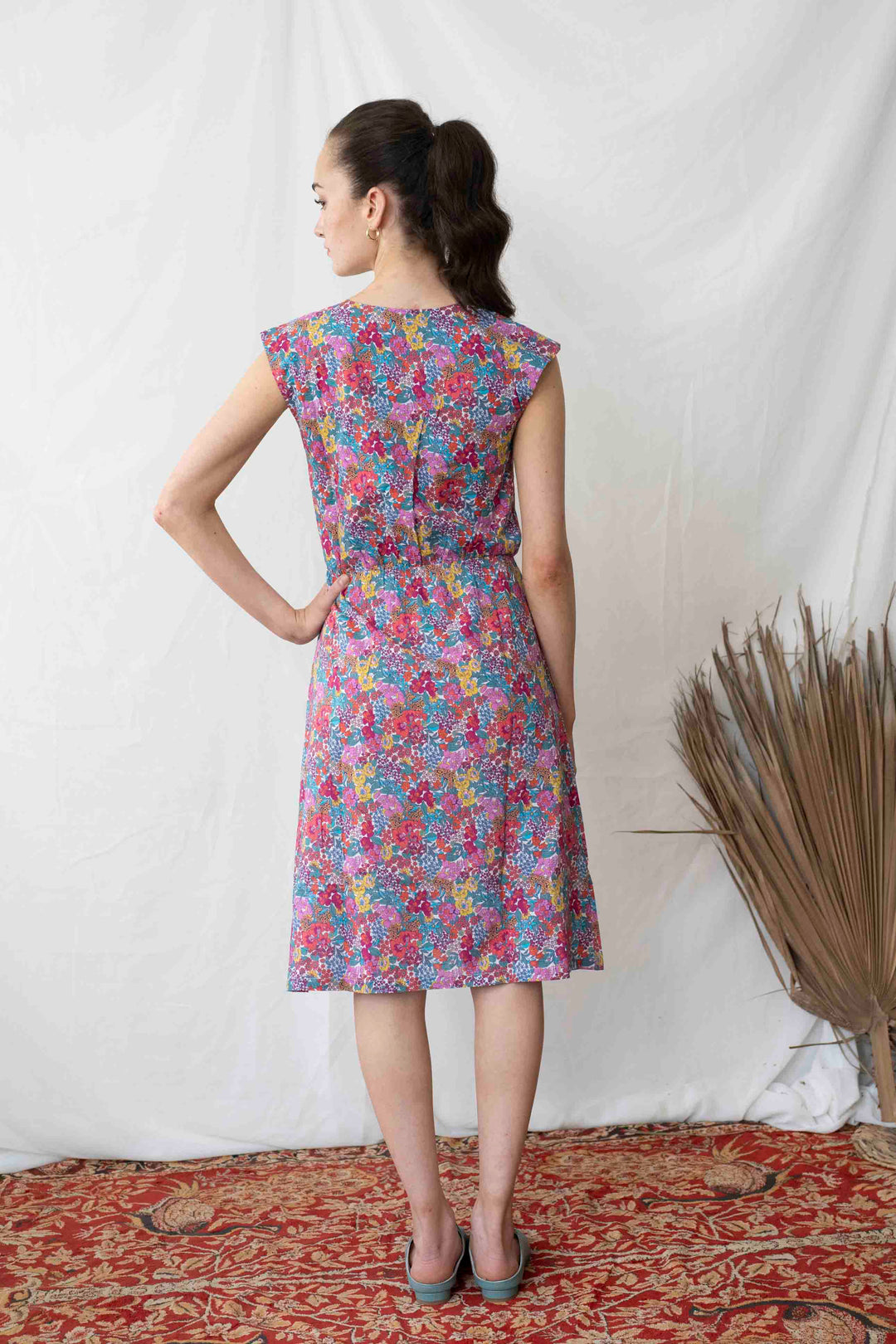 שמלת אווה מתוקה כצוף