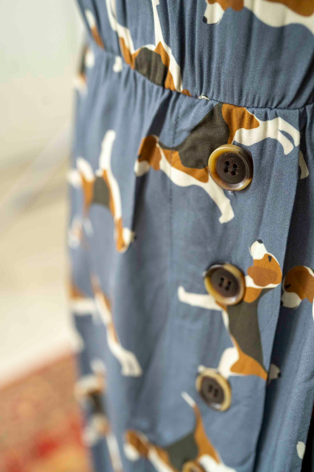 שמלת אווה כלבלבים