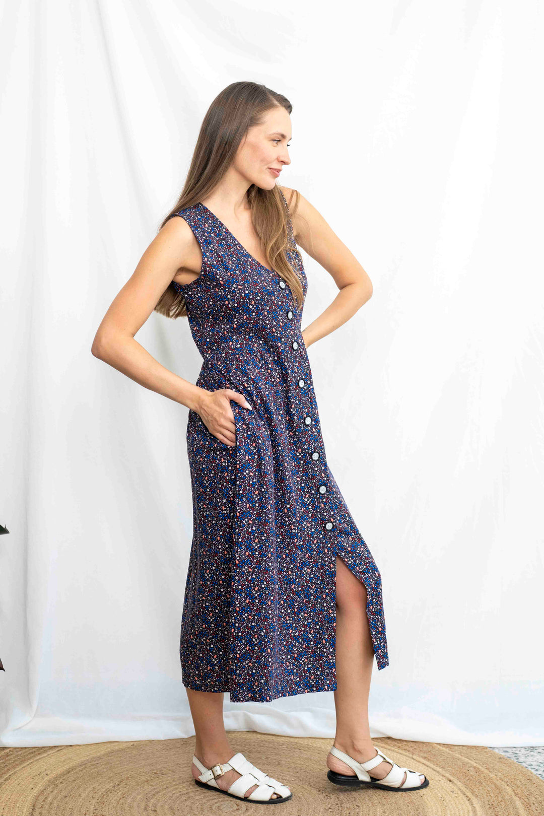 שמלת יולי הפרח בגני