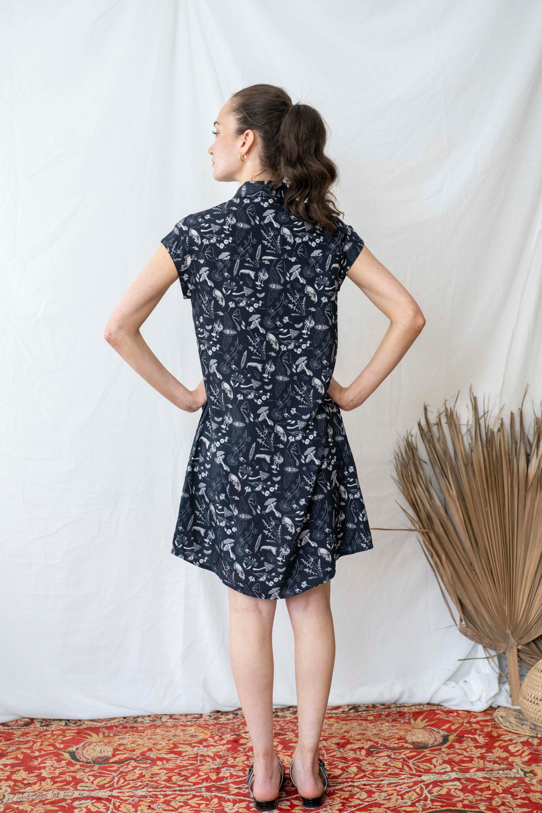 שמלת טוקיו פטריות אחרי הגשם