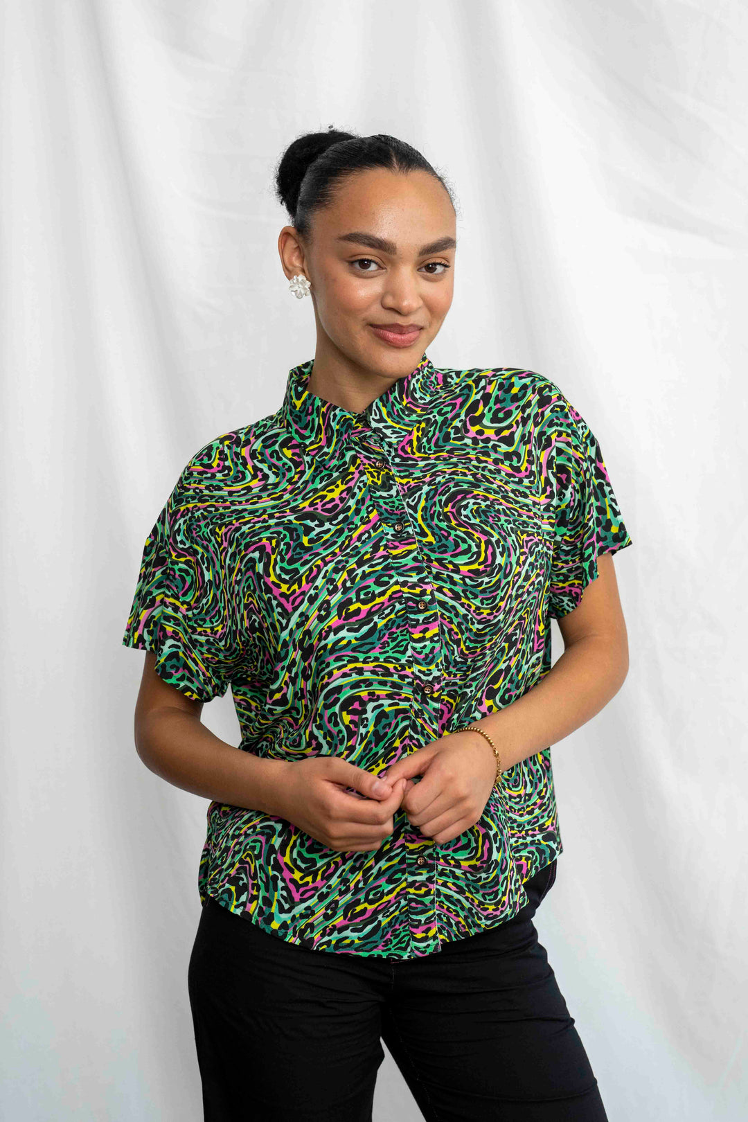 חולצת רון מנומר צבעוני Back In Stock