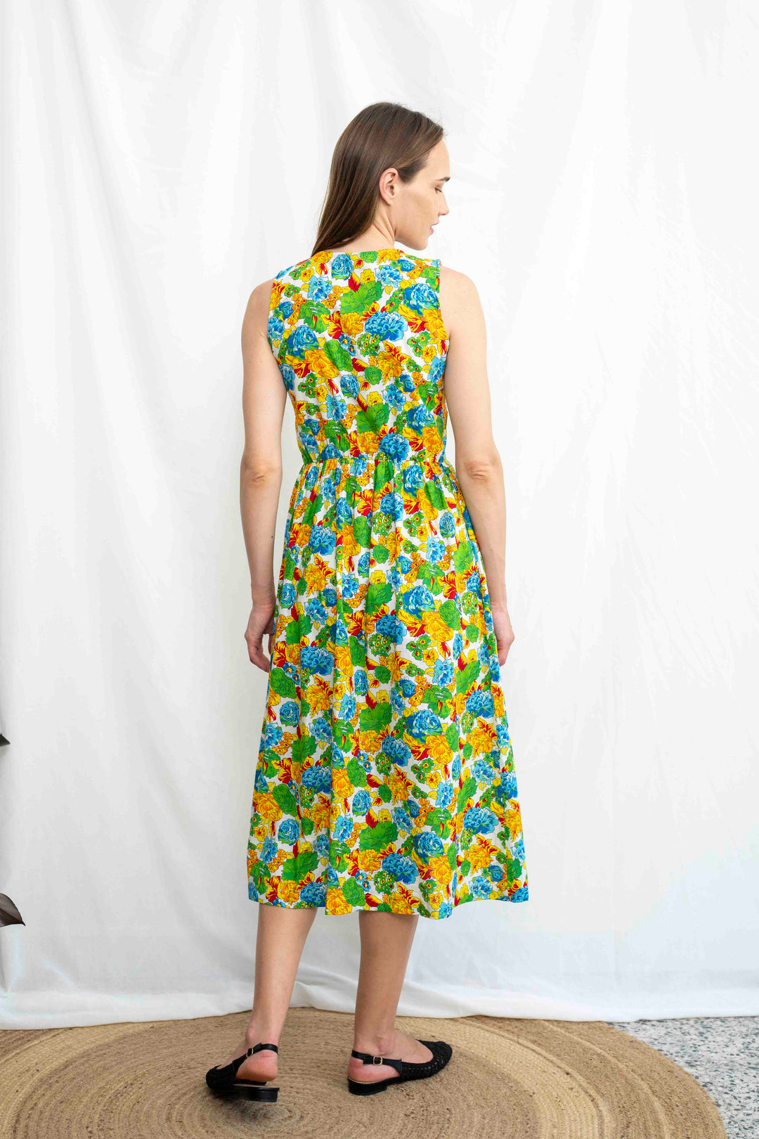 שמלת יולי באבושקה