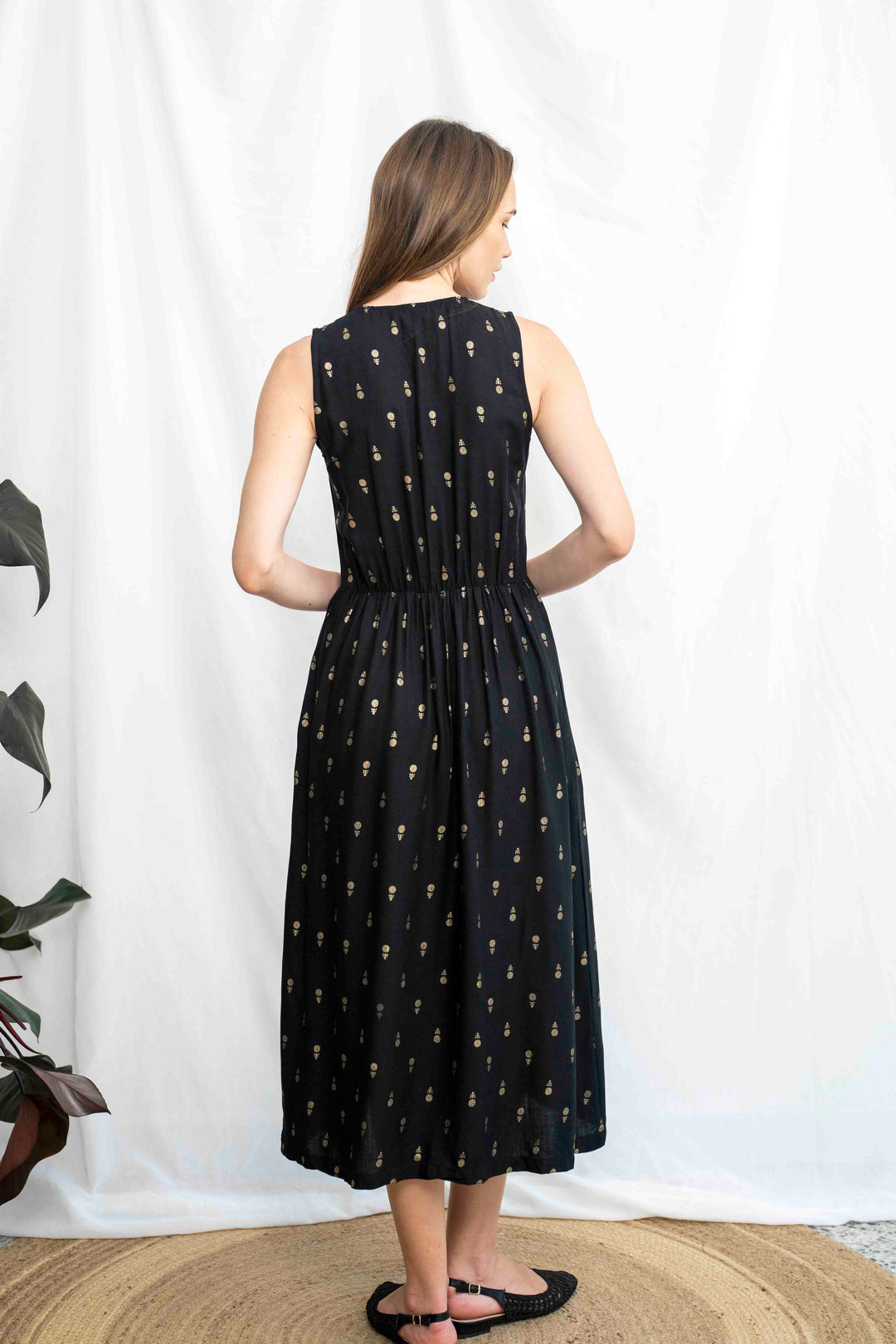 שמלת יולי פרחי זהב Back In Stock