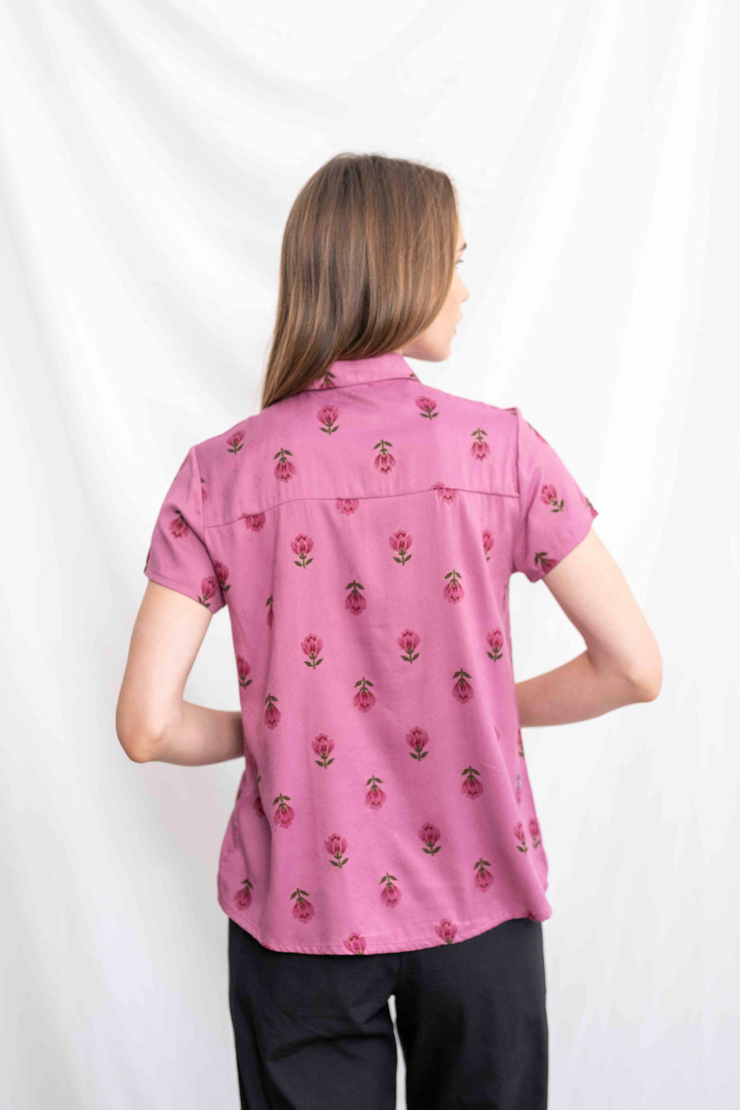 חולצת דריה טוליפ ורוד