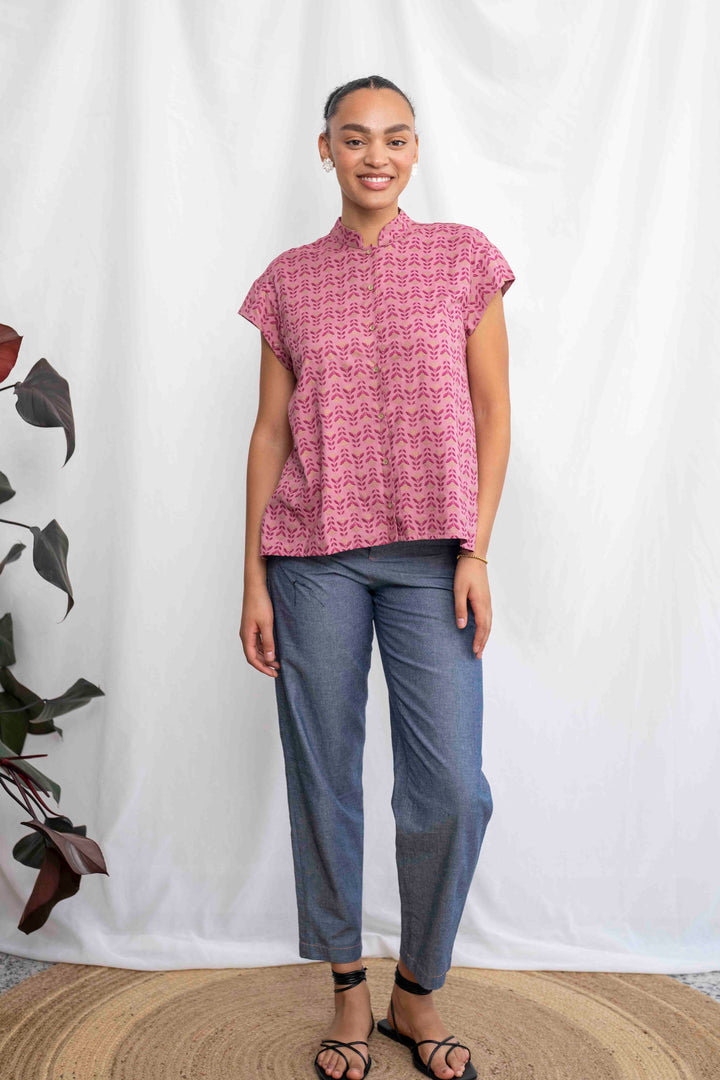 חולצת טוני עדינה במקסימום