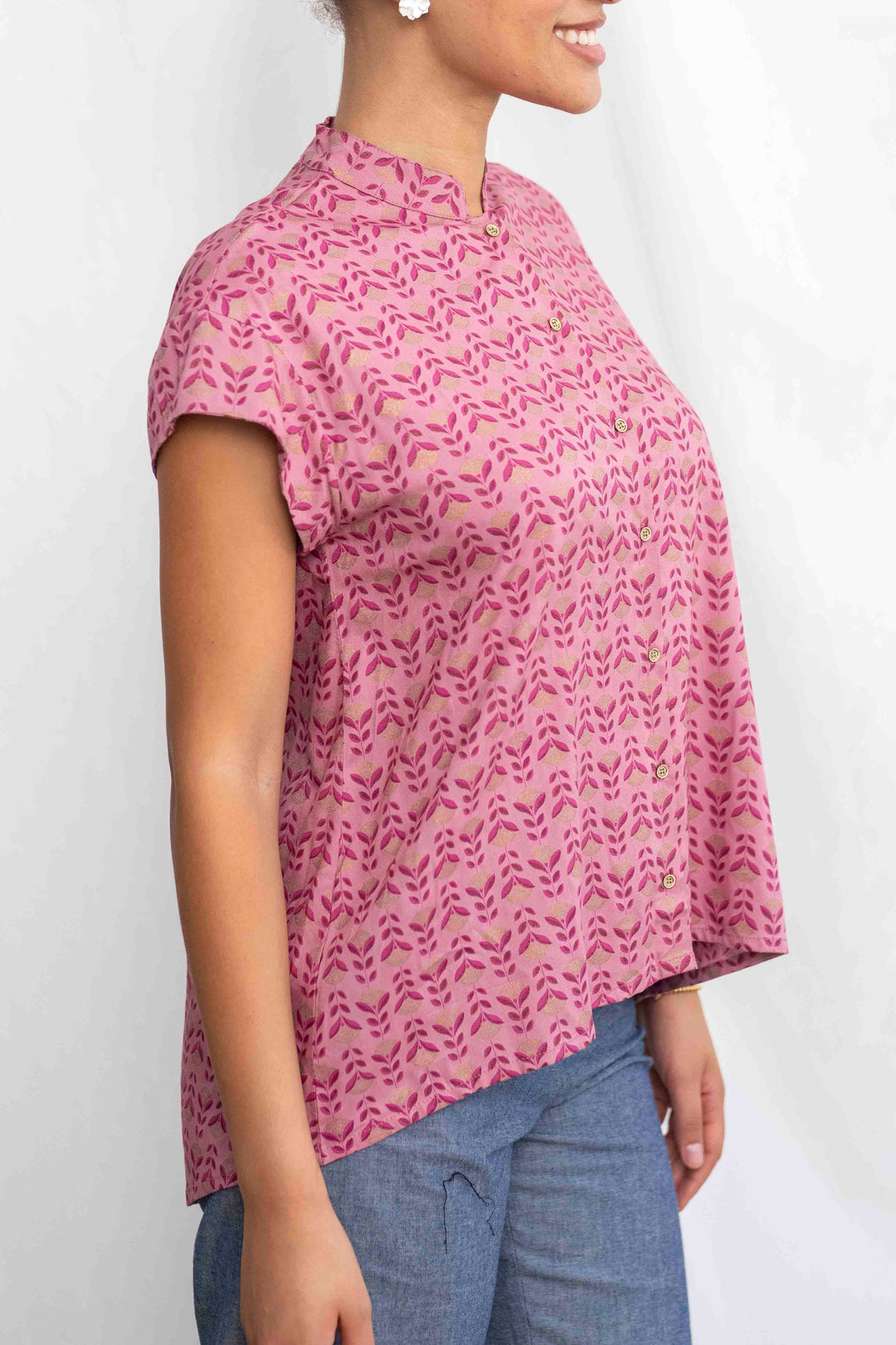 חולצת טוני עדינה במקסימום