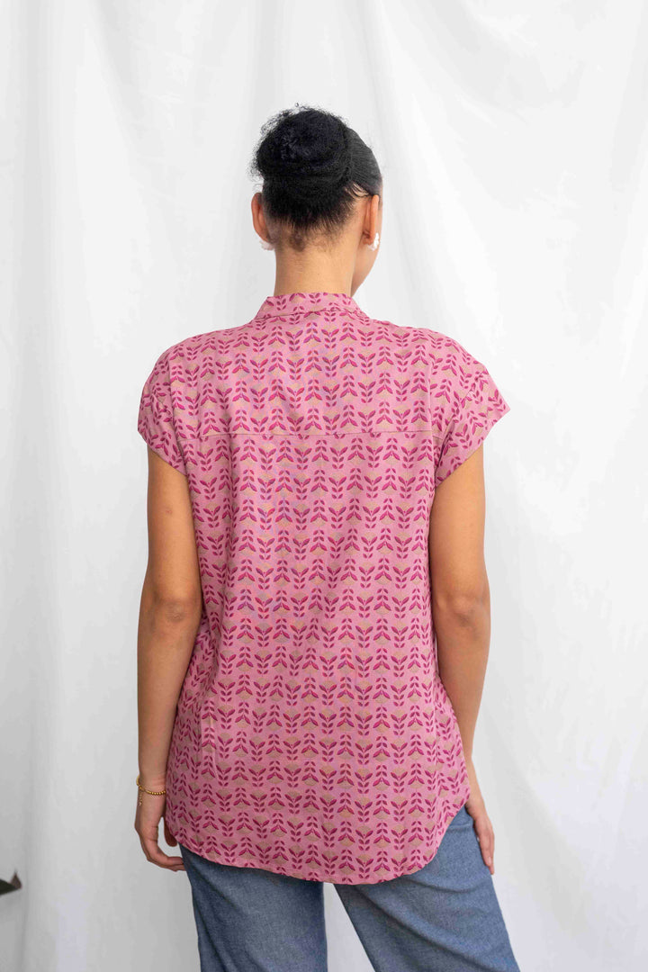 חולצת טוני עדינה במקסימום