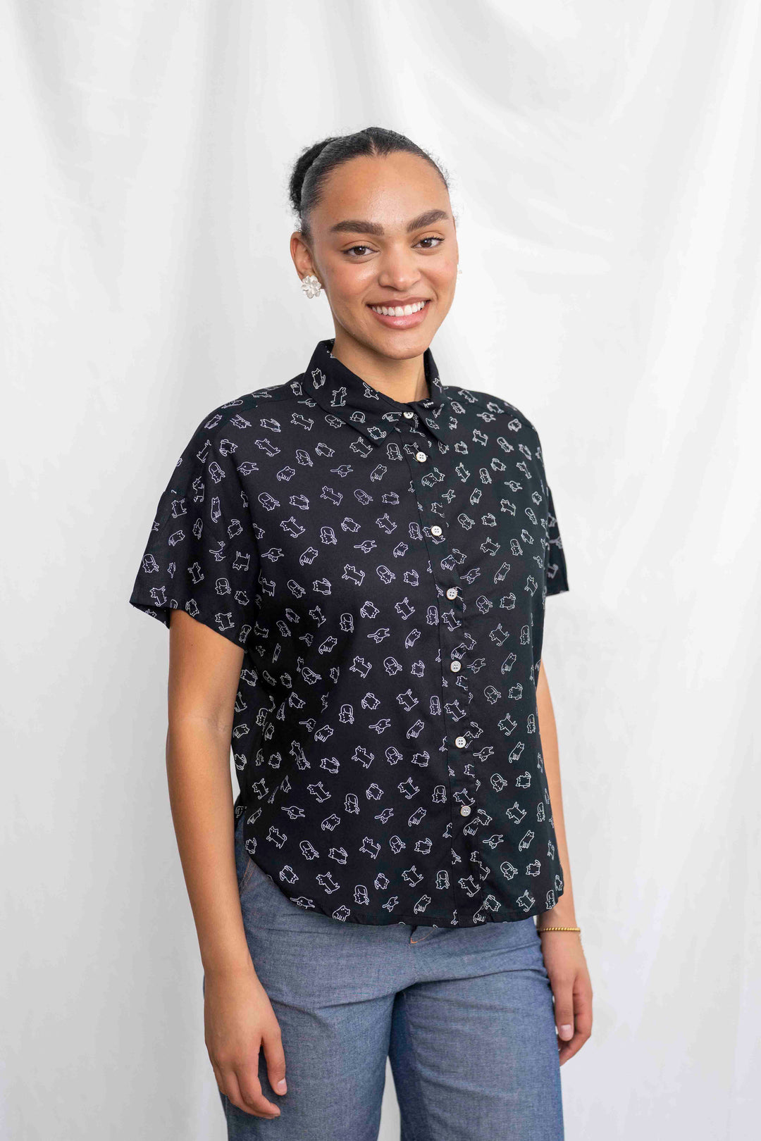 חולצת רון חתול שחור חתול לבן